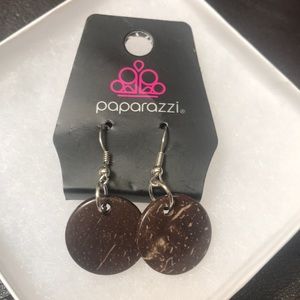 Dangling brown earrings